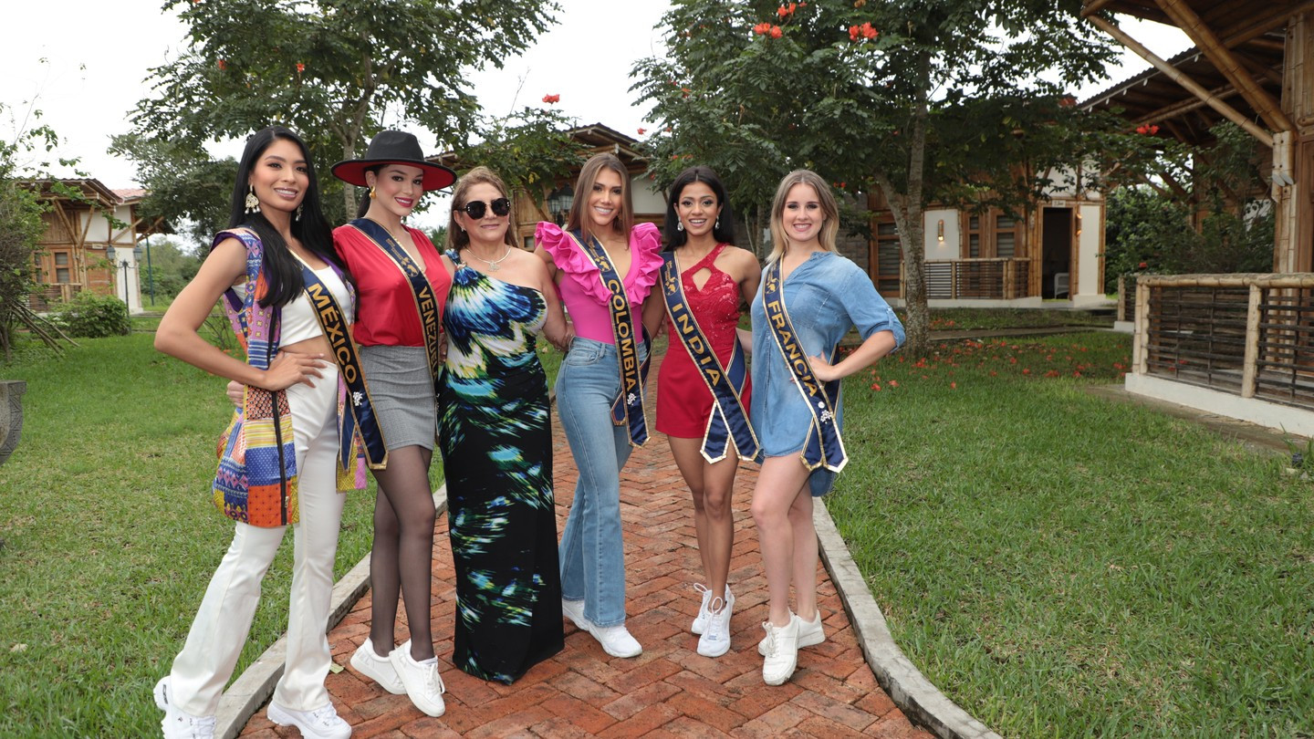 candidatas a miss continentes unidos 2022. final: 6 agosto. - Página 32 U2XpZx