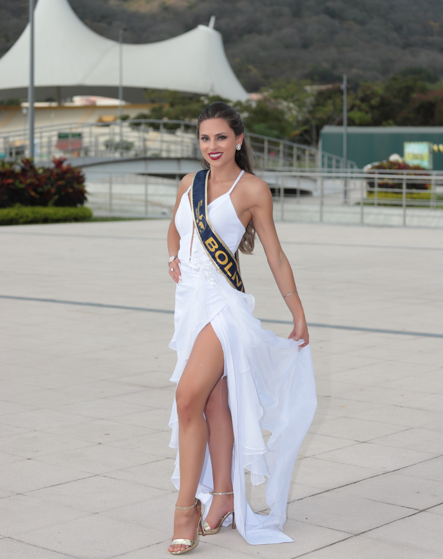 official de candidatas a miss continentes unidos 2022. final: 6 de agosto. - Página 2 U9g1Ev