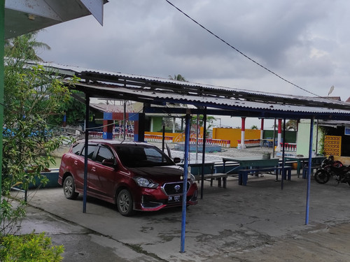 Pemandian Uwe Lera.jpg