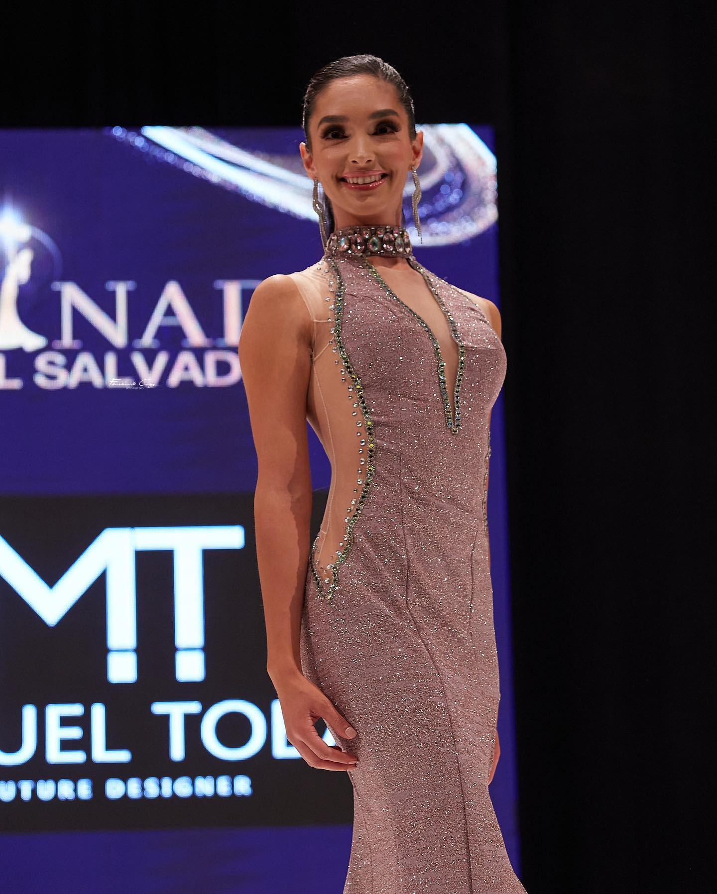 candidatas a reynado de el salvador 2022. final: 13 agosto. - Página 34 UDiHUg