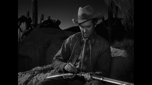 Winchester.73.1950.BluRay.REMUX.1080p.AVC.DTS HD.MA2.0 HDS.mkv 20220811 175945.472.png