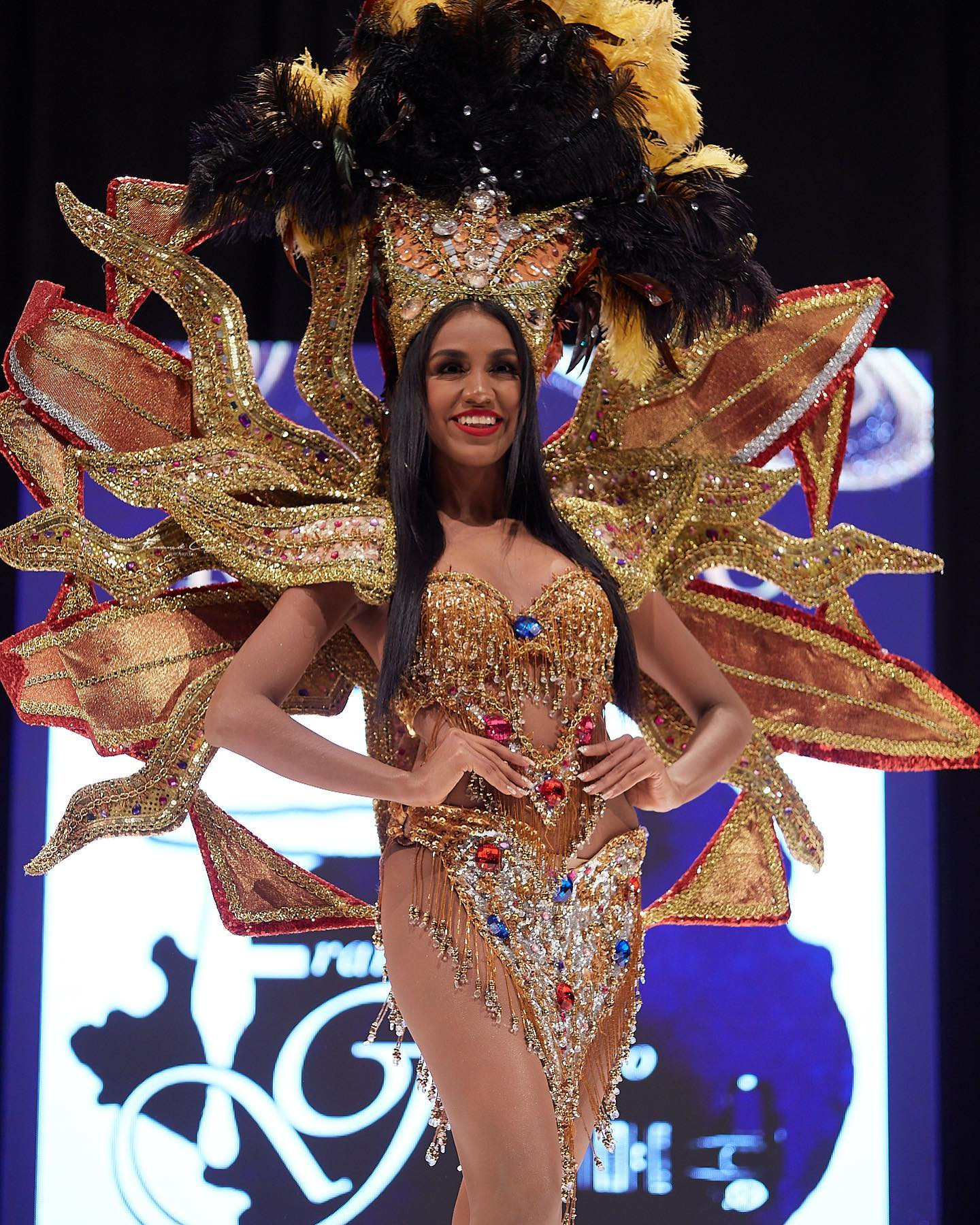 candidatas a reynado de el salvador 2022. final: 13 agosto. - Página 10 UUqGXp