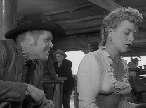 Winchester.73.1950.1080p.BluRay.DTS.x264 HDS.mkv 20220811 172527.266.png