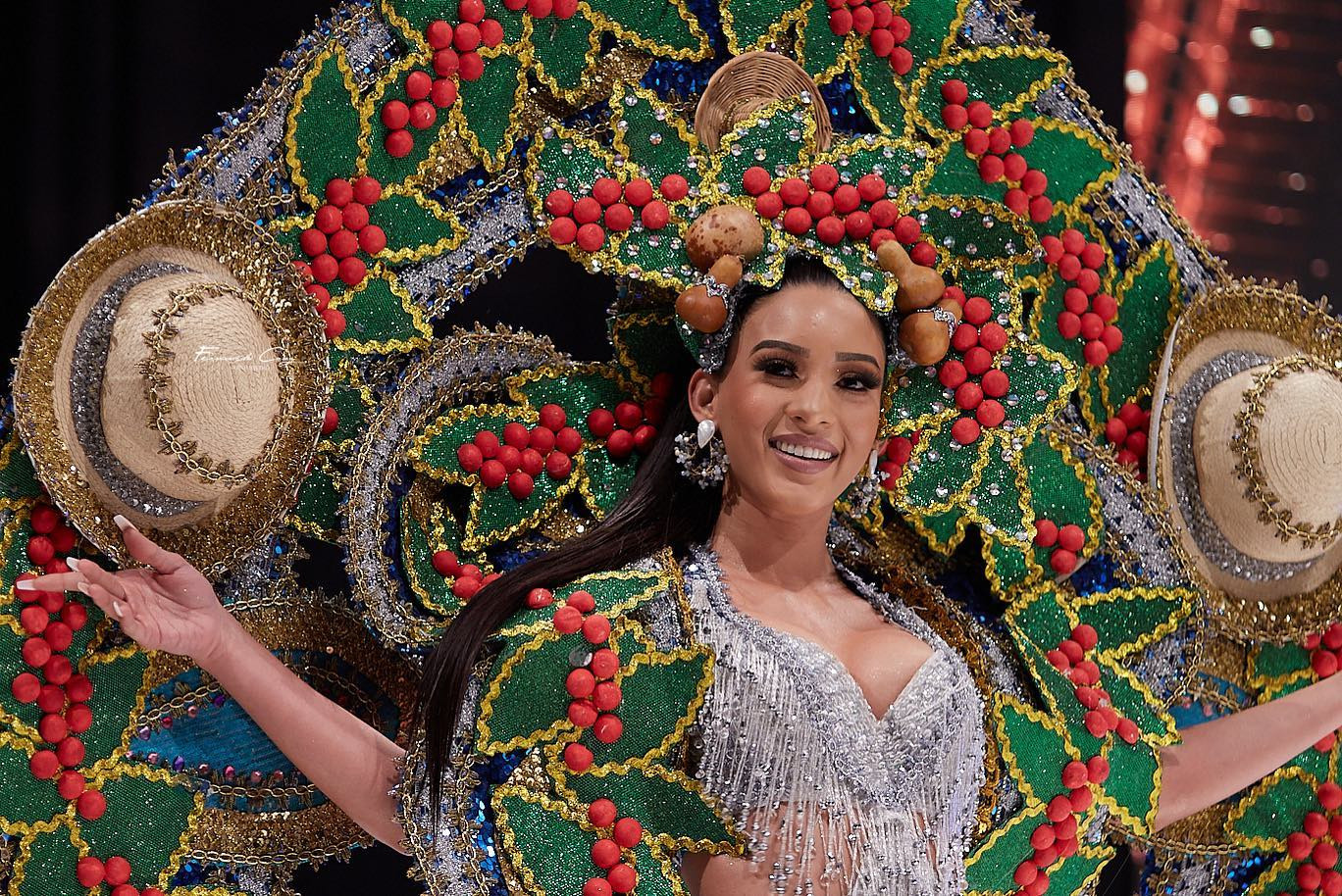 candidatas a reynado de el salvador 2022. final: 13 agosto. - Página 9 UwF4bs