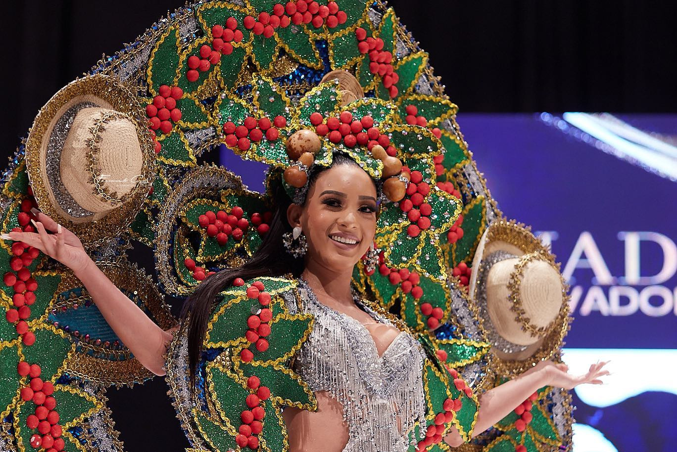 candidatas a reynado de el salvador 2022. final: 13 agosto. - Página 9 UwFg5X