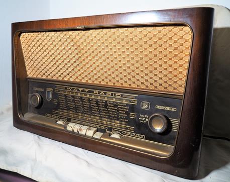 OGS0002 Radio a valvole Watt Radio 3.jpg