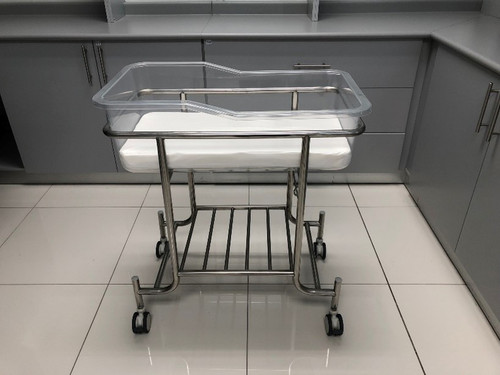 cuna con bacinete y cojin.jpg