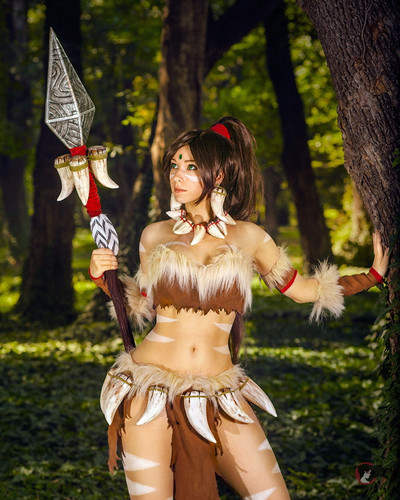 #nidalee #leagueoflegends #cosplay by the #beautiful @enjinight || photo by #sarmai___#nidaleecospla