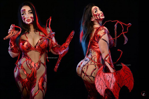 #carnage #cosplay by official Badass Cosplay girl @sofiasivan ___#spiderverse #spidey #webhead #veno