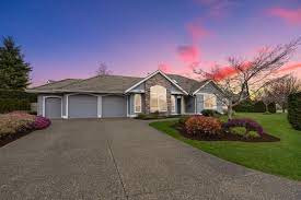 Comox Valley Luxury Homes.jpg