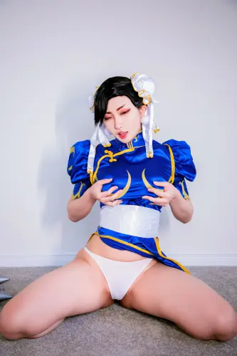 24 Misswarmj Chun Li 24