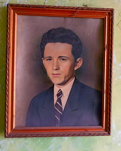 PhotoStudio 1651691994269.jpg