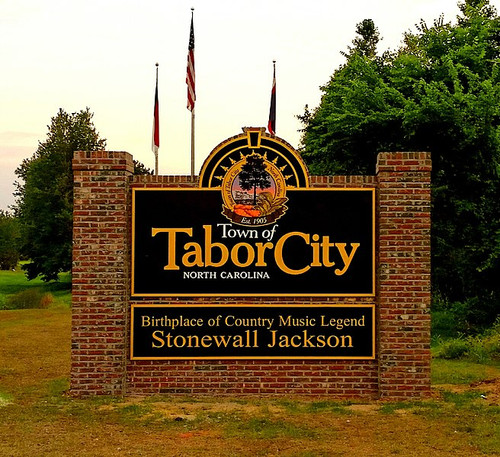 monument signs 02 (1).jpg