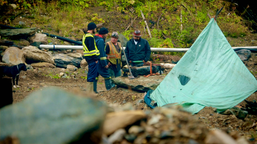 Gold.Rush.Freddy.Dodges.Mine.Rescue.S02E09.For.Love.of.Nuggets.720p.AMZN.WEB DL.DDP2.0.H.264 NTb 004.png