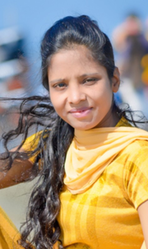 Bangladeshi Girl Sucking Dick.jpg