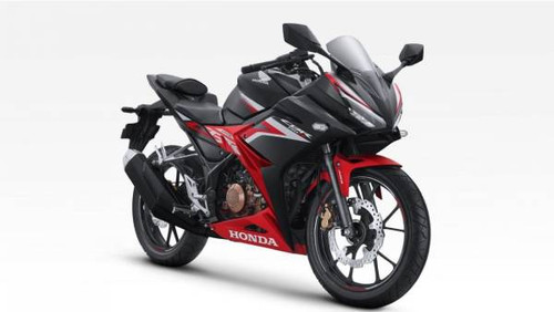 13 Honda CBR150R Indonesian.jpg