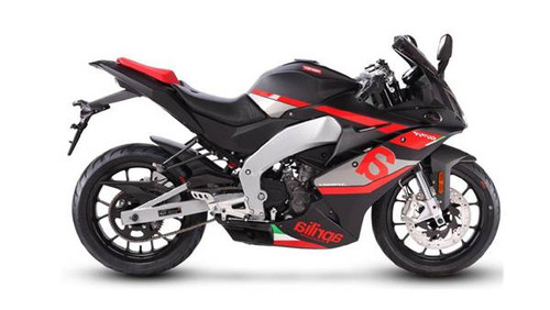 9 Aprilia GPR 150.jpg