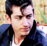 oie LLz1pZQqTzid.gif