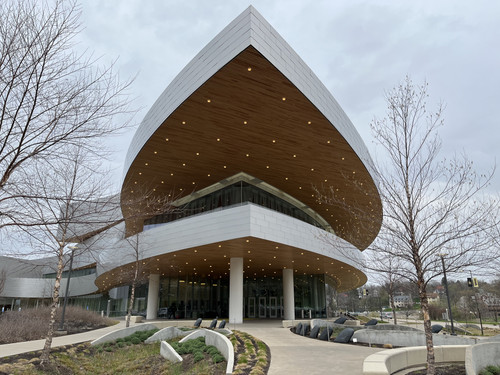 6649604E D6D2 44FE 8028 F88B4134A3AE.jpg