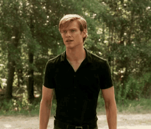 lucas till macgyver 1.gif