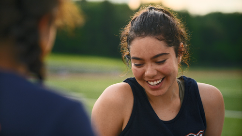 Crush.2022.720p.DSNP.WEB DL.DDP5.1.H.264 eZNubZ.mkv snapshot 00.36.20 [2022.04.29 19.56.26].png