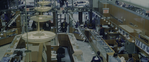 Uncut.Gems.2019.2160p.HDR.UHD.BluRay.TrueHD.7.1.Atmos.x265 10bit HDS.mkv 20220527 105242.897.png