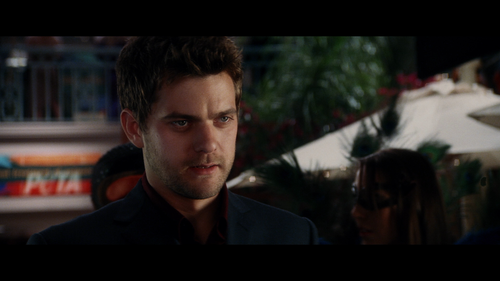 Cursed.2005.BluRay.REMUX.1080p.AVC.DTS HD.MA5.1 HDS.mkv 20220527 123705.591.png