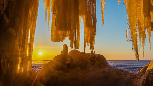 Apostle Islands Ice Caves at the coast of Lake Superior, Bayfield, Wisconsin, USA 1080p