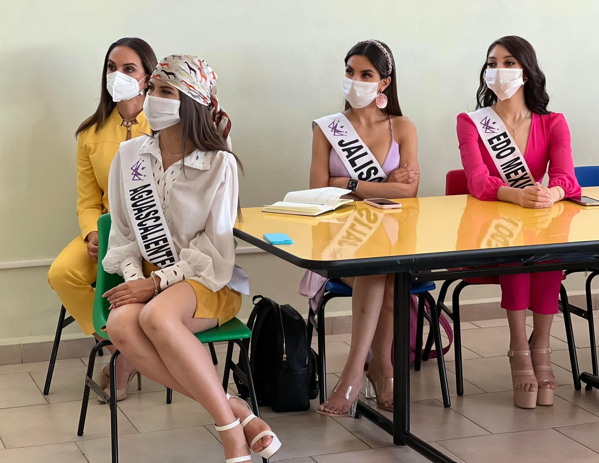 candidatas a mexicana universal 2022. final: 21 may. - Página 28 XHUZAu