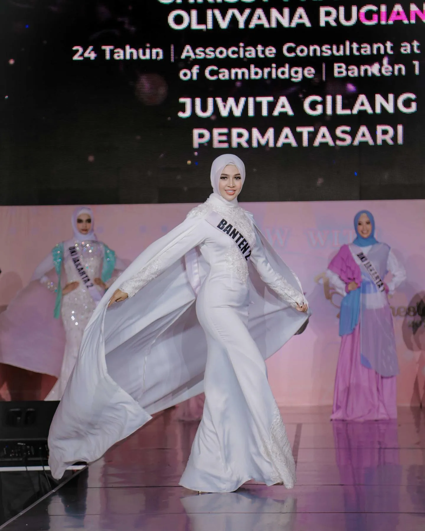 candidatas a puteri indonesia 2022. final: 27 may. - Página 39 XTcaf4