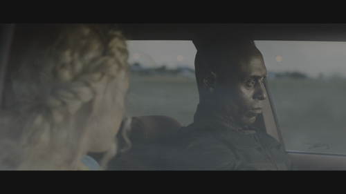 The.Guest.2014.UHD.BluRay.REMUX.2160p.HEVC.DTS HD.MA5.1 HDS.mkv 20220603 142211.673.png