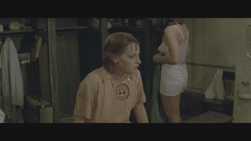 A.League.of.Their.Own.1992.UHD.BluRay.REMUX.2160p.HEVC.TrueHD7.1.Atmos HDS.mkv 20220531 133156.694.png