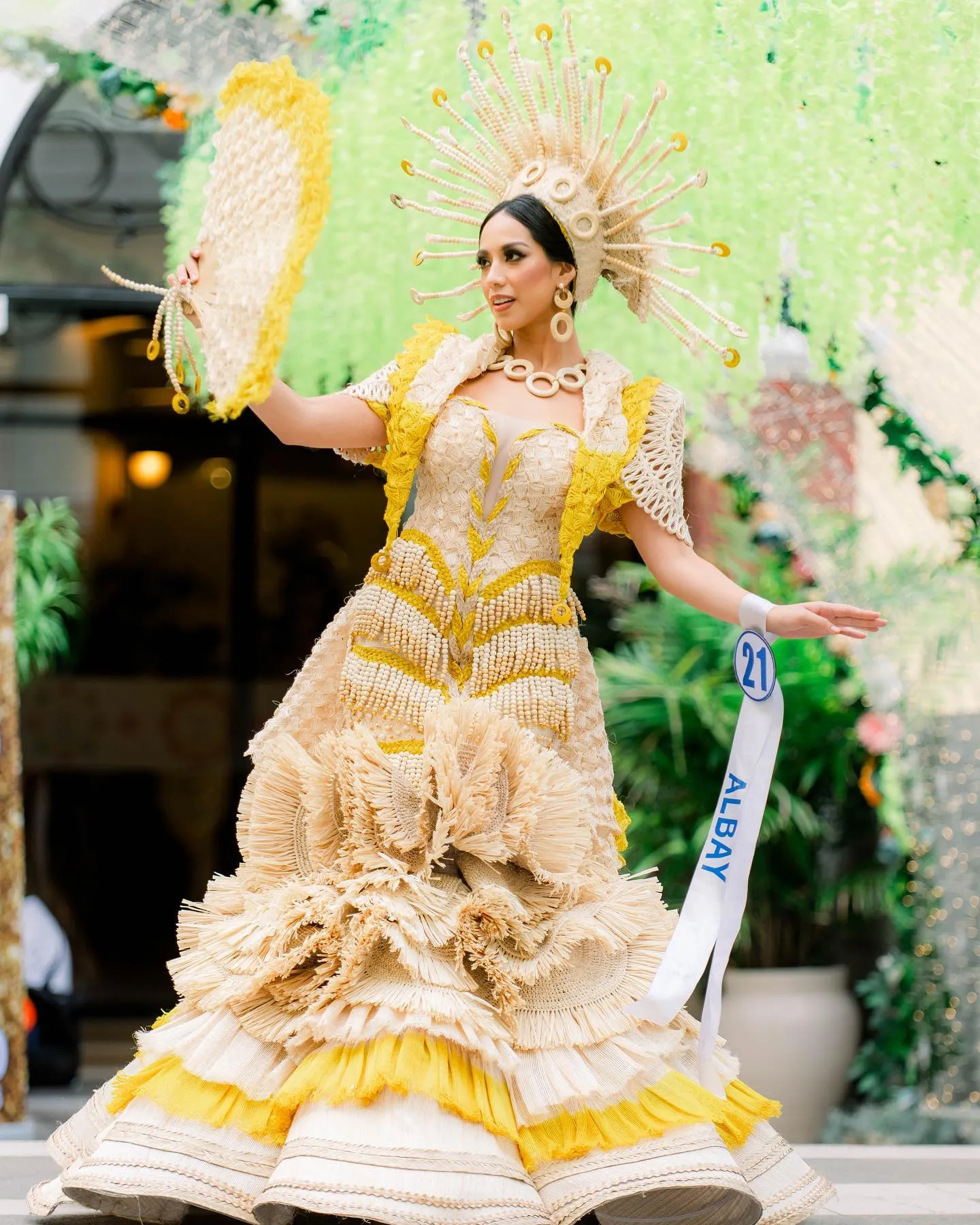 21 - negros occidental vence miss world philippines 2022. - Página 26 XicnRf