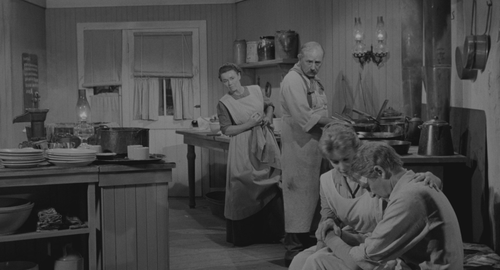 The.Man.Who.Shot.Liberty.Valance.1962.2160p.HDR.UHD.BluRay.TrueHD.5.1.x265 10bit HDS.mkv 20220602 12.png