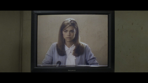 Wild.Things.1998.Theatrical.Cut. UHD.BluRay.REMUX.2160p.HEVC.DTS HD.MA5.1 HDS.mkv 20220525 130906.72.jpg