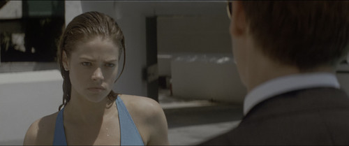 Wild.Things.1998.Theatrical.Cut.2160p.HDR.UHD.BluRay.DTS HD.MA.5.1.2Audio.x265 10bit HDS.mkv 2022052.jpg