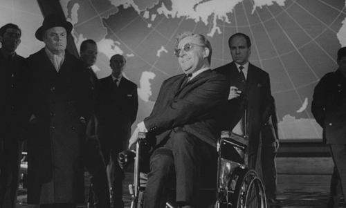 Dr.Strangelove.Or.How.I.Learned.to.Stop.Worrying.and.Love.the.Bomb.1964.2160p.HDR.UHD.BluRay.DTS HD..png