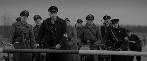 The.Captain.2017.2160p.HDR.UHD.BluRay.DTS HD.MA.5.1.x265 10bit HDS.mkv 20220523 193246.058.jpg