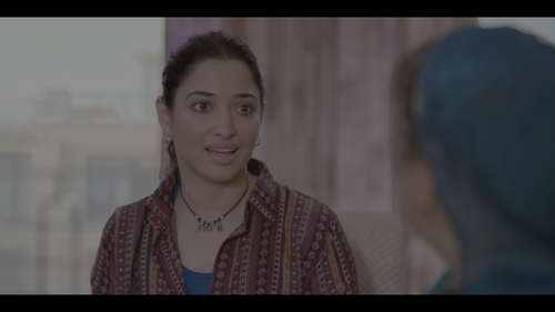 Babli.Bouncer.2022.2160p.HS.WEB DL.DDP5.1.Atmos.HDR.HEVC KHN.thumb 03.png