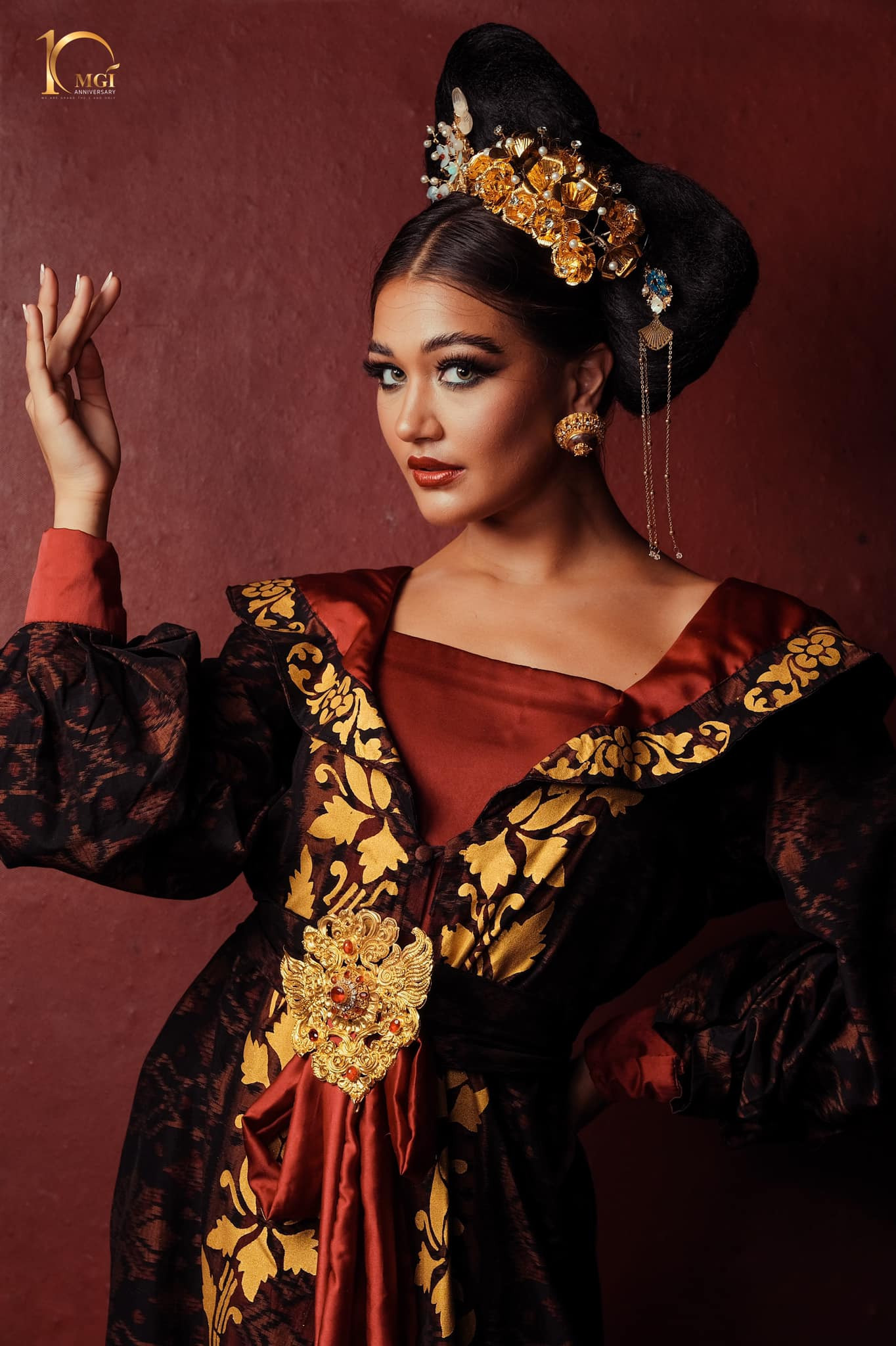  traje tradicional indonesio de candidatas a miss grand international 2022.	 - Página 4 ZpblTb