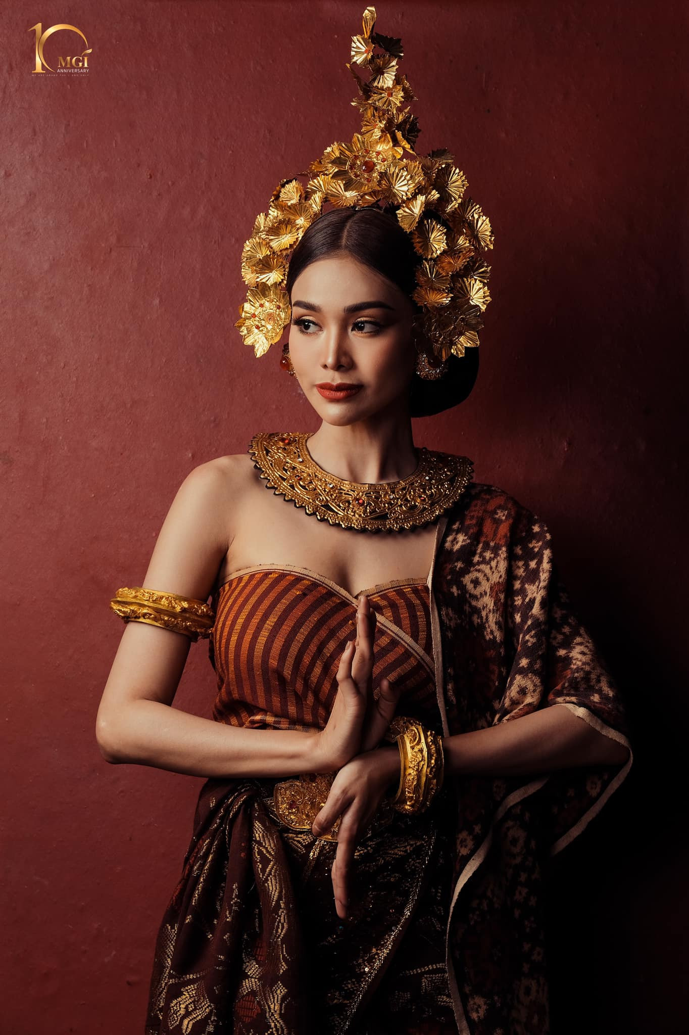  traje tradicional indonesio de candidatas a miss grand international 2022.	 - Página 5 ZpmSDb