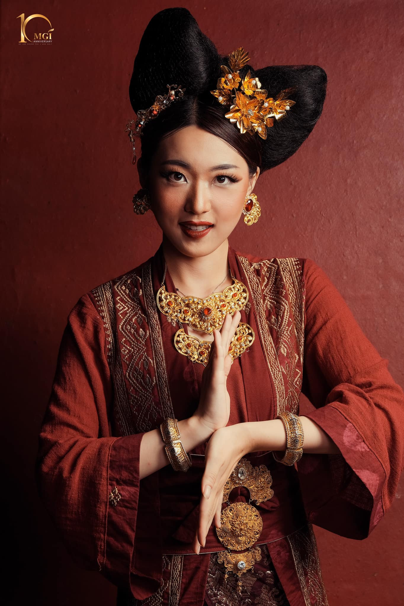  traje tradicional indonesio de candidatas a miss grand international 2022.	 - Página 3 ZptkHg