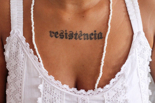 bJ6C8P.md.jpg