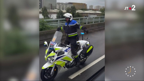 Z73Nkg4K3K2 JfoY.jpg