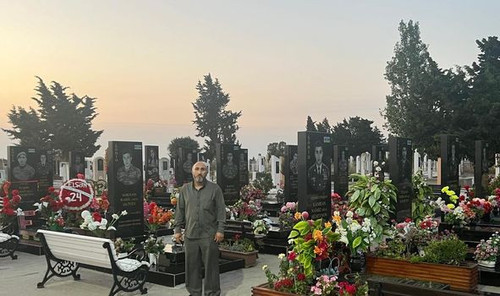 455244922 2258239307863930 1430324816817661663 n.jpg?stp=dst jpg p235x350& nc cat=109&ccb=1 7& nc si.jpg