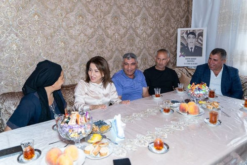 455039751 1070714198389467 7039394314238105283 n.jpg?stp=dst jpg p526x395& nc cat=110&ccb=1 7& nc si.jpg