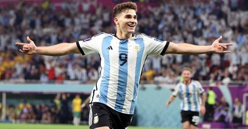 2067082583726859557?url=https%3A%2F%2Fshqiptarja.com%2Fuploads%2F780x440%2F1670960639 alvarez1.jpg&f.jpg