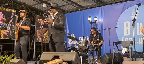 C0KomantlHywEfA .jpg