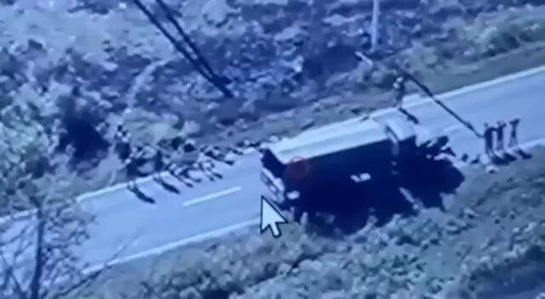 ACmu8VjLUeOeQy Z.jpg