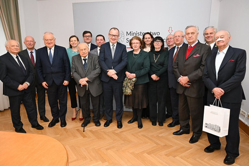 GUteL oXsAA0WqT?format=jpg.jpg